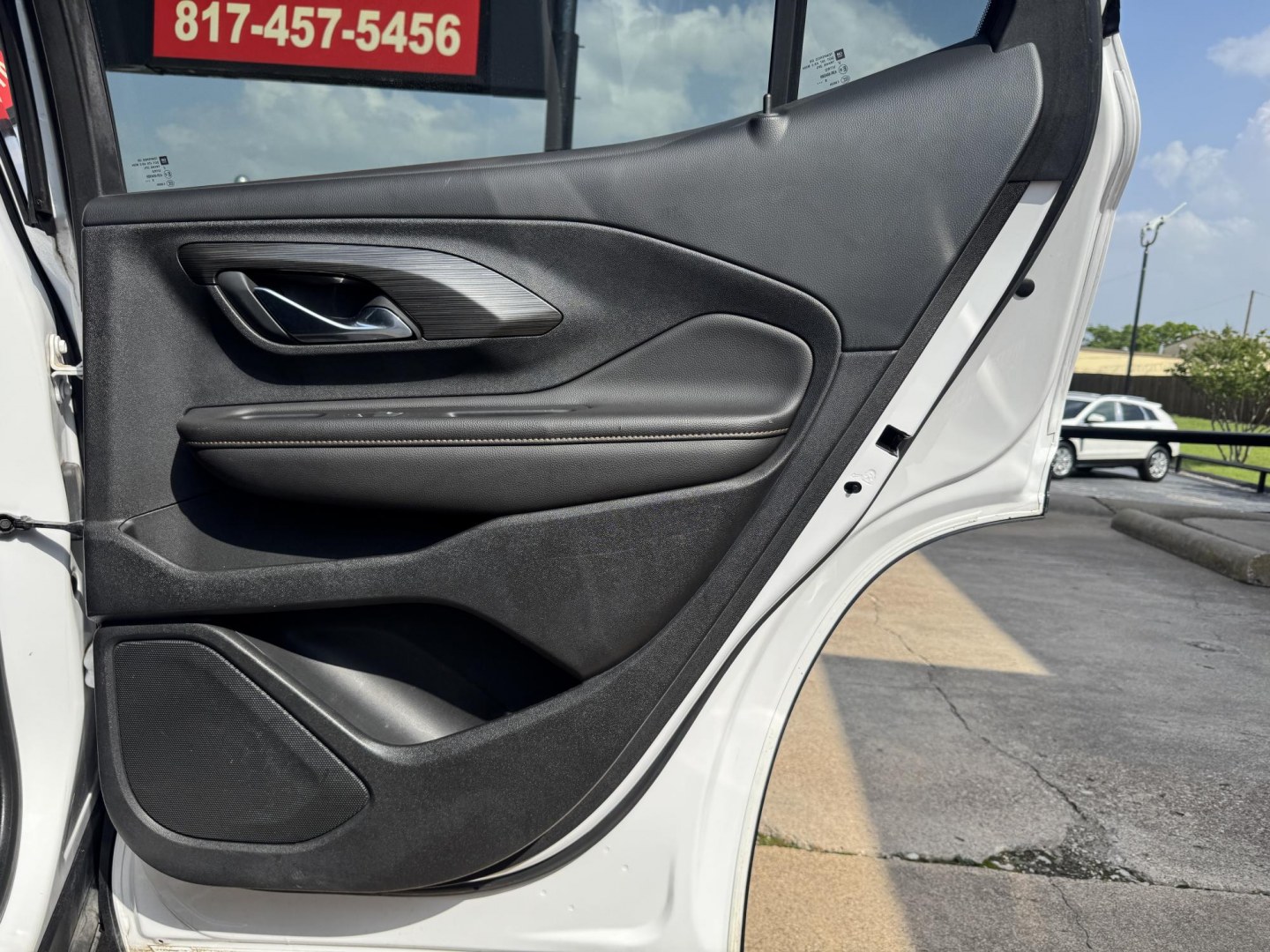 2019 WHITE GMC TERRAIN SLT (3GKALPEV7KL) , located at 5900 E. Lancaster Ave., Fort Worth, TX, 76112, (817) 457-5456, 0.000000, 0.000000- Photo#13