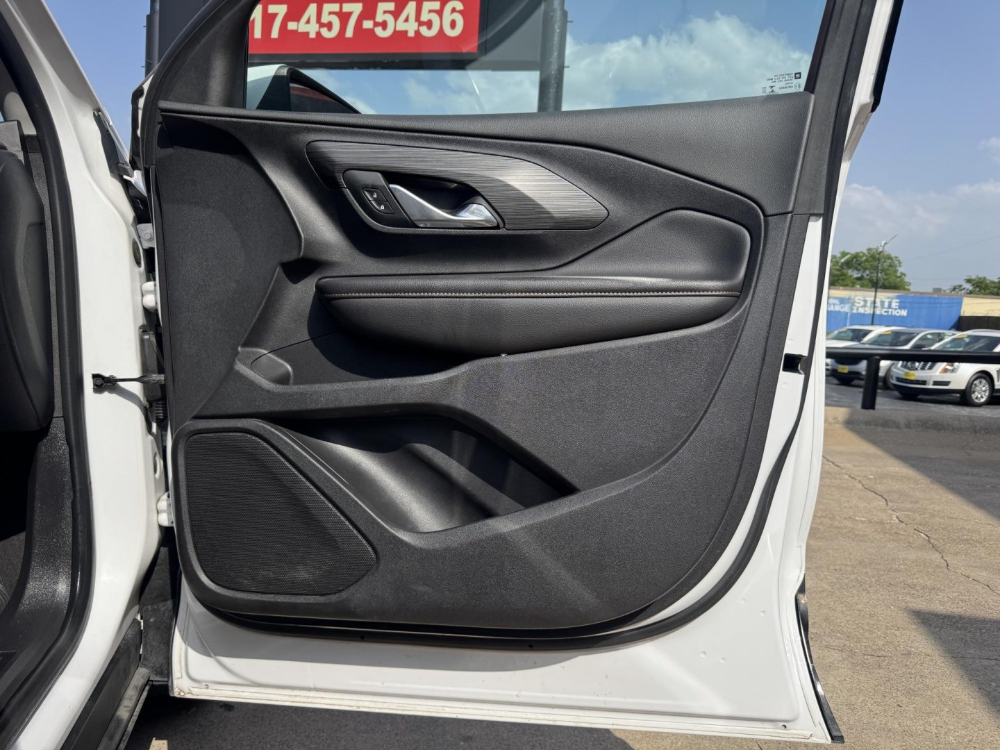 2019 WHITE GMC TERRAIN SLT (3GKALPEV7KL) , located at 5900 E. Lancaster Ave., Fort Worth, TX, 76112, (817) 457-5456, 0.000000, 0.000000- Photo#15