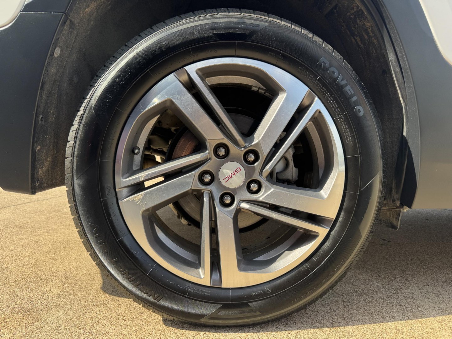 2019 WHITE GMC TERRAIN SLT (3GKALPEV7KL) , located at 5900 E. Lancaster Ave., Fort Worth, TX, 76112, (817) 457-5456, 0.000000, 0.000000- Photo#23