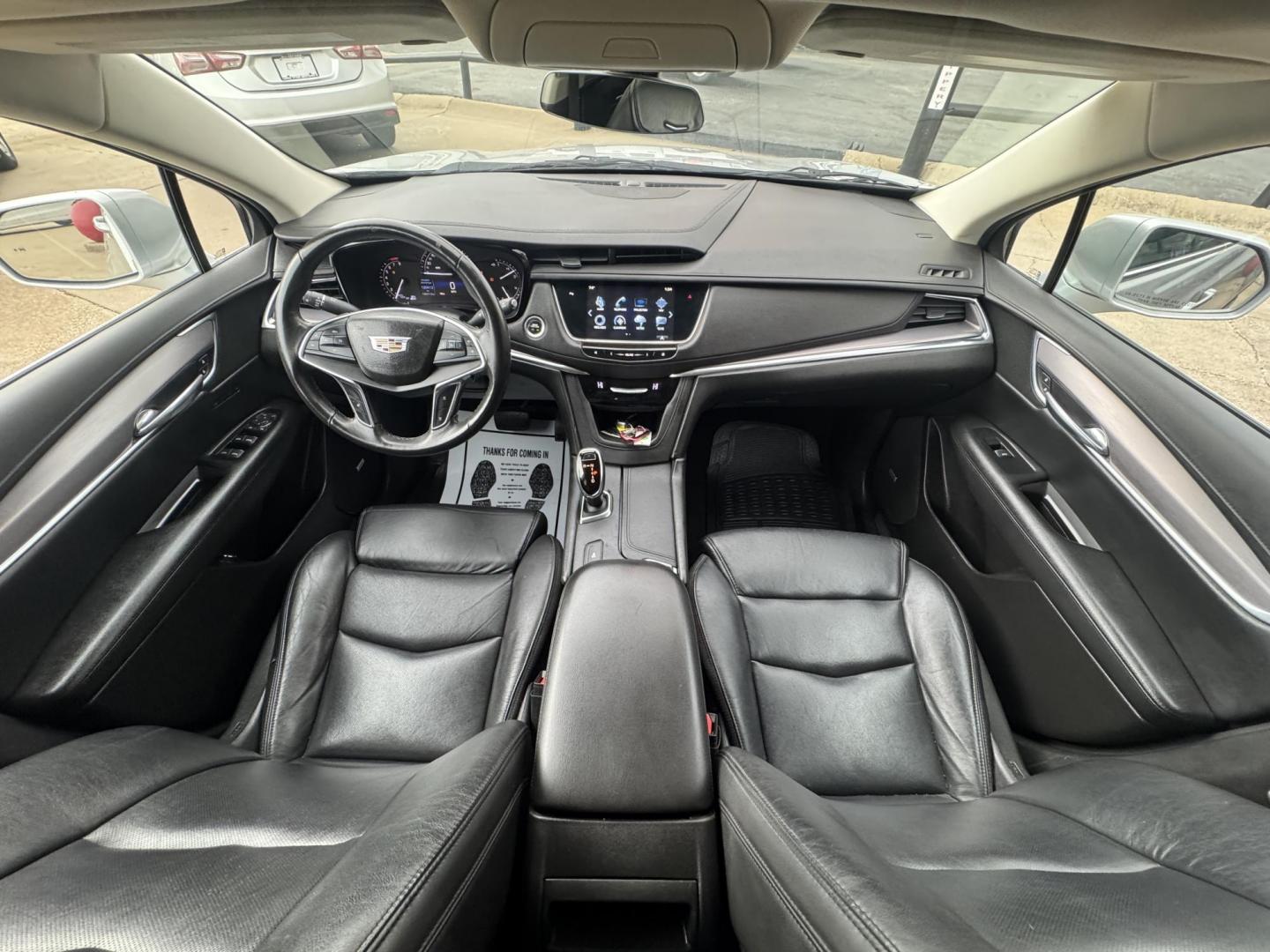 2017 SILVER CADILLAC XT5 LUXURY (1GYKNBRS4HZ) , located at 5900 E. Lancaster Ave., Fort Worth, TX, 76112, (817) 457-5456, 0.000000, 0.000000 - Photo#20