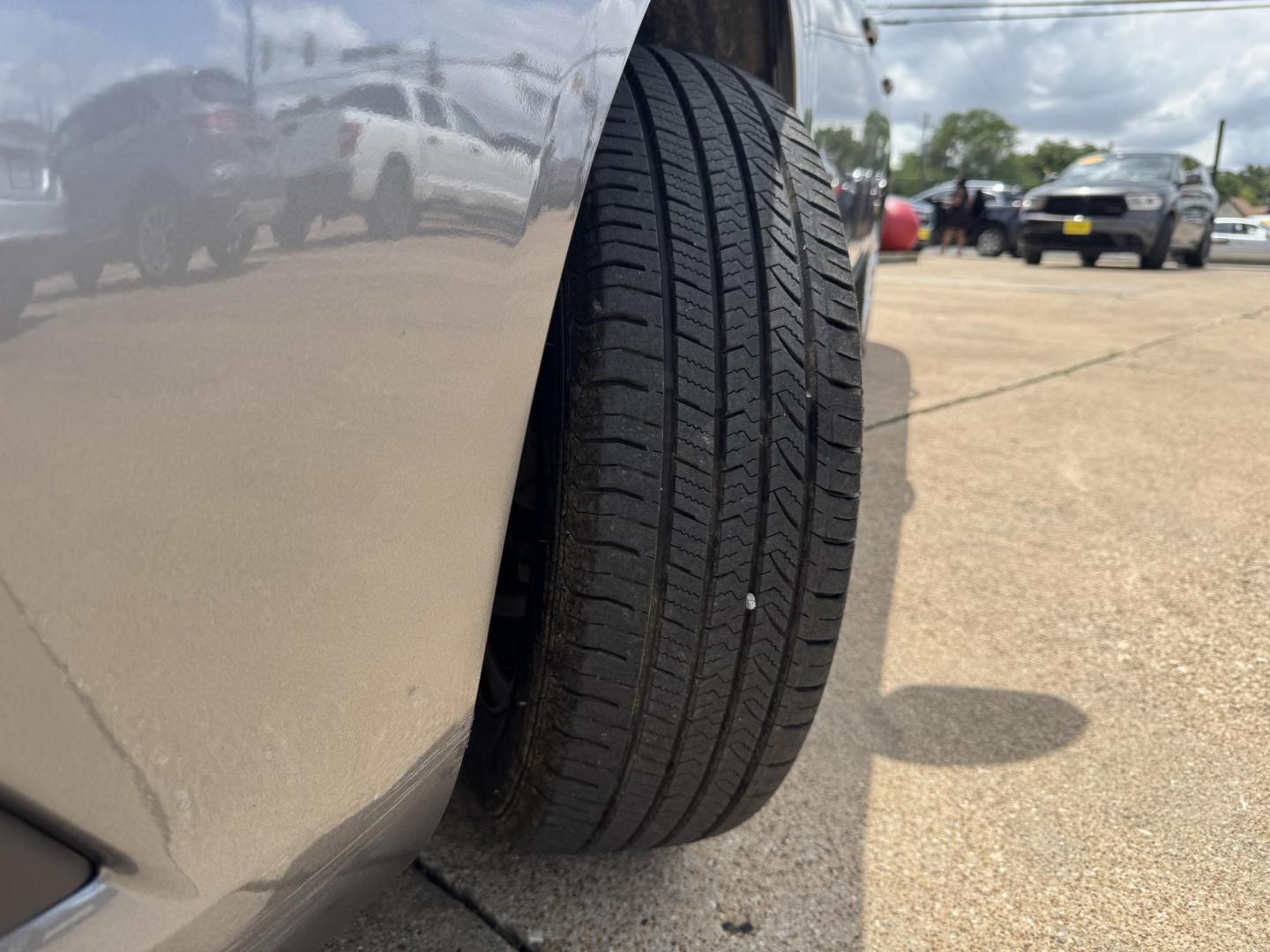 2019 GRAY NISSAN VERSA S; SL; SV (3N1CN7AP6KL) , located at 5900 E. Lancaster Ave., Fort Worth, TX, 76112, (817) 457-5456, 0.000000, 0.000000- Photo#19