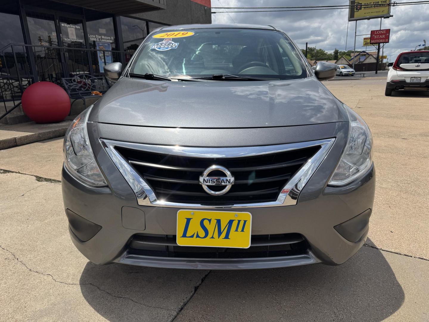 2019 GRAY NISSAN VERSA S; SL; SV (3N1CN7AP6KL) , located at 5900 E. Lancaster Ave., Fort Worth, TX, 76112, (817) 457-5456, 0.000000, 0.000000- Photo#1