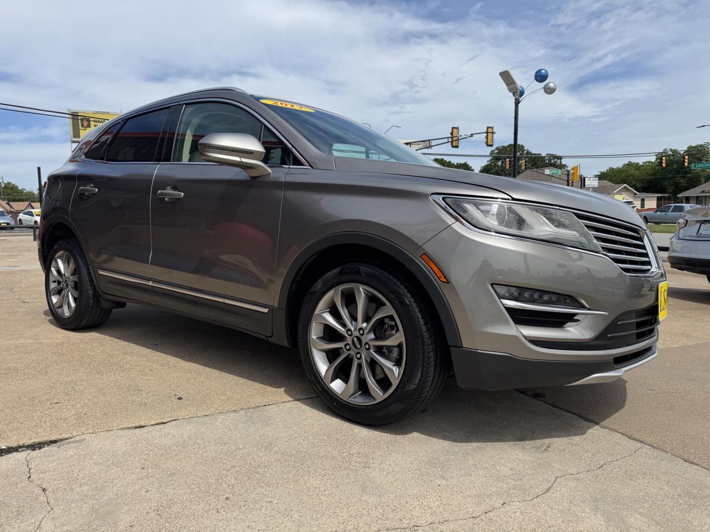 2017 SILVER LINCOLN MKC SELECT (5LMCJ2C91HU) , located at 5900 E. Lancaster Ave., Fort Worth, TX, 76112, (817) 457-5456, 0.000000, 0.000000 - Photo#2