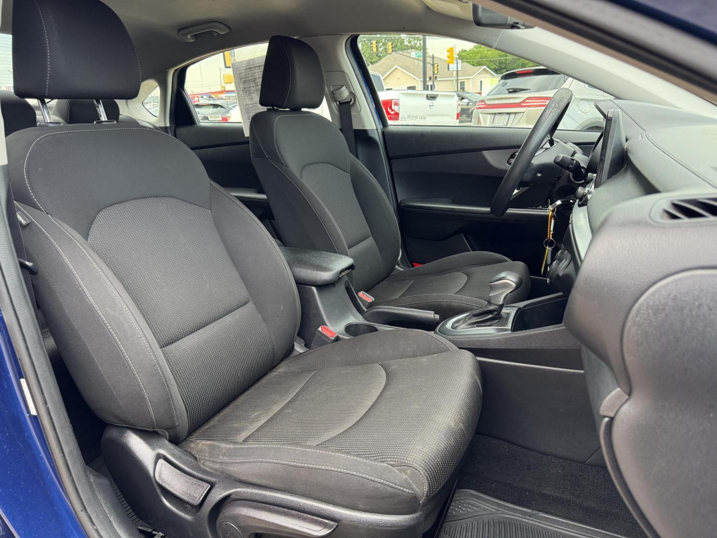 2021 BLUE KIA FORTE FE; LXS (3KPF24AD5ME) , located at 5900 E. Lancaster Ave., Fort Worth, TX, 76112, (817) 457-5456, 0.000000, 0.000000 - Photo#17
