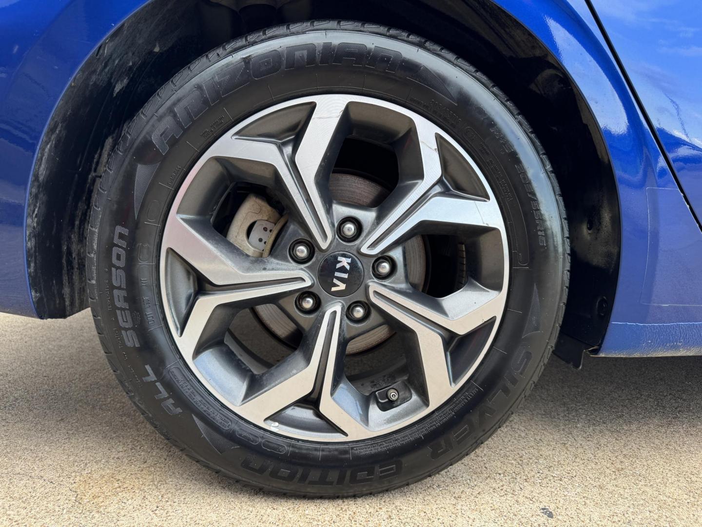 2021 BLUE KIA FORTE FE; LXS (3KPF24AD5ME) , located at 5900 E. Lancaster Ave., Fort Worth, TX, 76112, (817) 457-5456, 0.000000, 0.000000 - Photo#23
