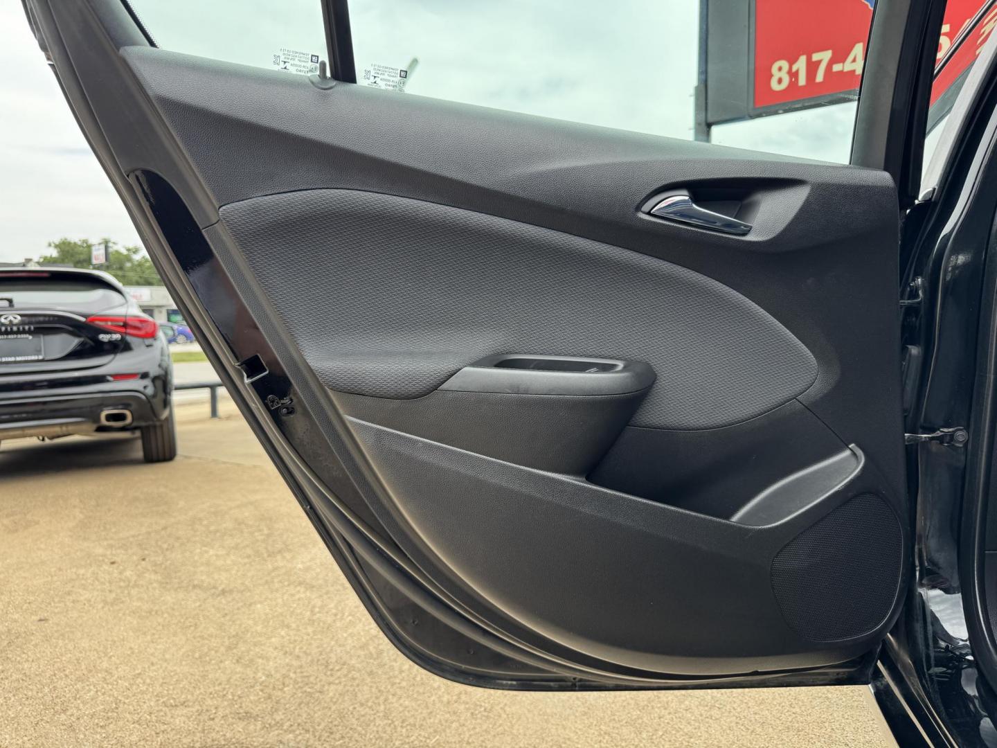 2018 BLACK CHEVROLET CRUZE LT (3G1BE6SMXJS) , located at 5900 E. Lancaster Ave., Fort Worth, TX, 76112, (817) 457-5456, 0.000000, 0.000000 - Photo#12