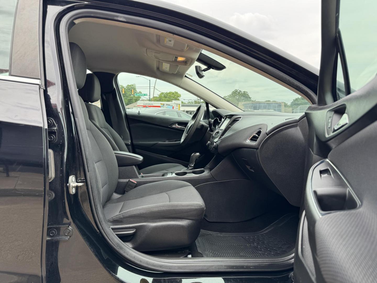 2018 BLACK CHEVROLET CRUZE LT (3G1BE6SMXJS) , located at 5900 E. Lancaster Ave., Fort Worth, TX, 76112, (817) 457-5456, 0.000000, 0.000000 - Photo#17