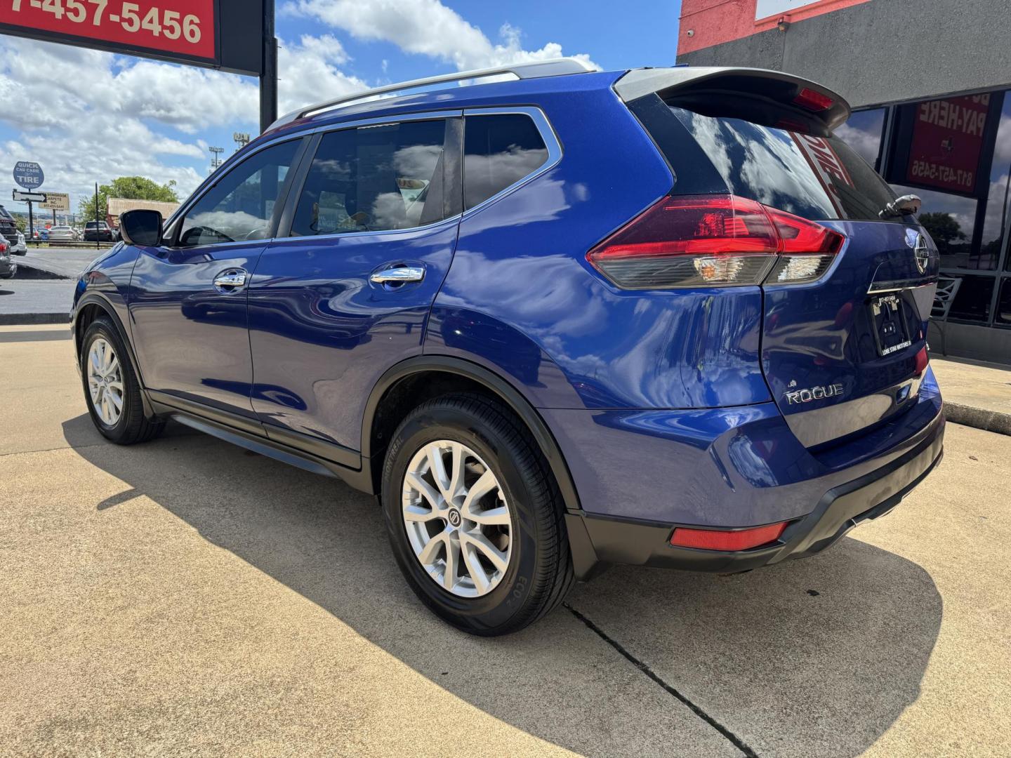 2018 BLUE NISSAN ROGUE S; SL; SV (KNMAT2MT2JP) , located at 5900 E. Lancaster Ave., Fort Worth, TX, 76112, (817) 457-5456, 0.000000, 0.000000 - Photo#7