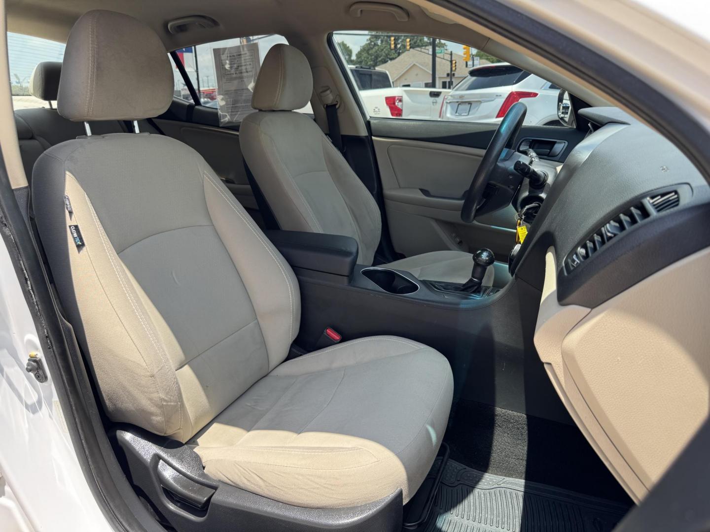 2015 WHITE KIA OPTIMA LX (5XXGM4A75FG) , located at 5900 E. Lancaster Ave., Fort Worth, TX, 76112, (817) 457-5456, 0.000000, 0.000000- Photo#17