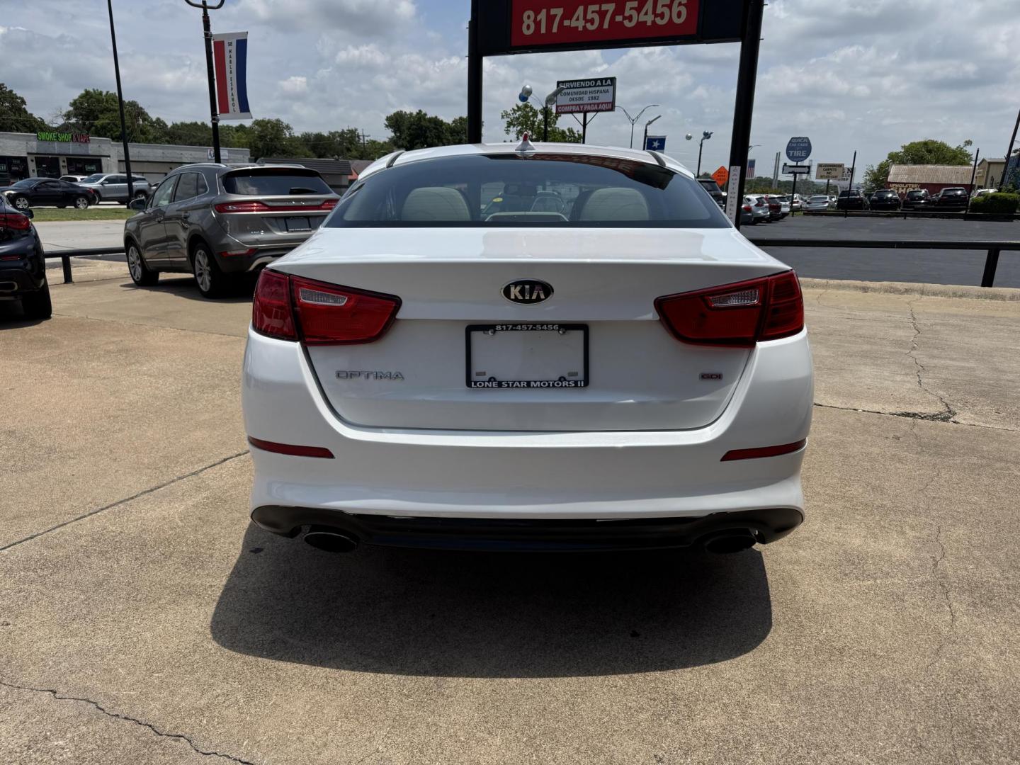 2015 WHITE KIA OPTIMA LX (5XXGM4A75FG) , located at 5900 E. Lancaster Ave., Fort Worth, TX, 76112, (817) 457-5456, 0.000000, 0.000000- Photo#4