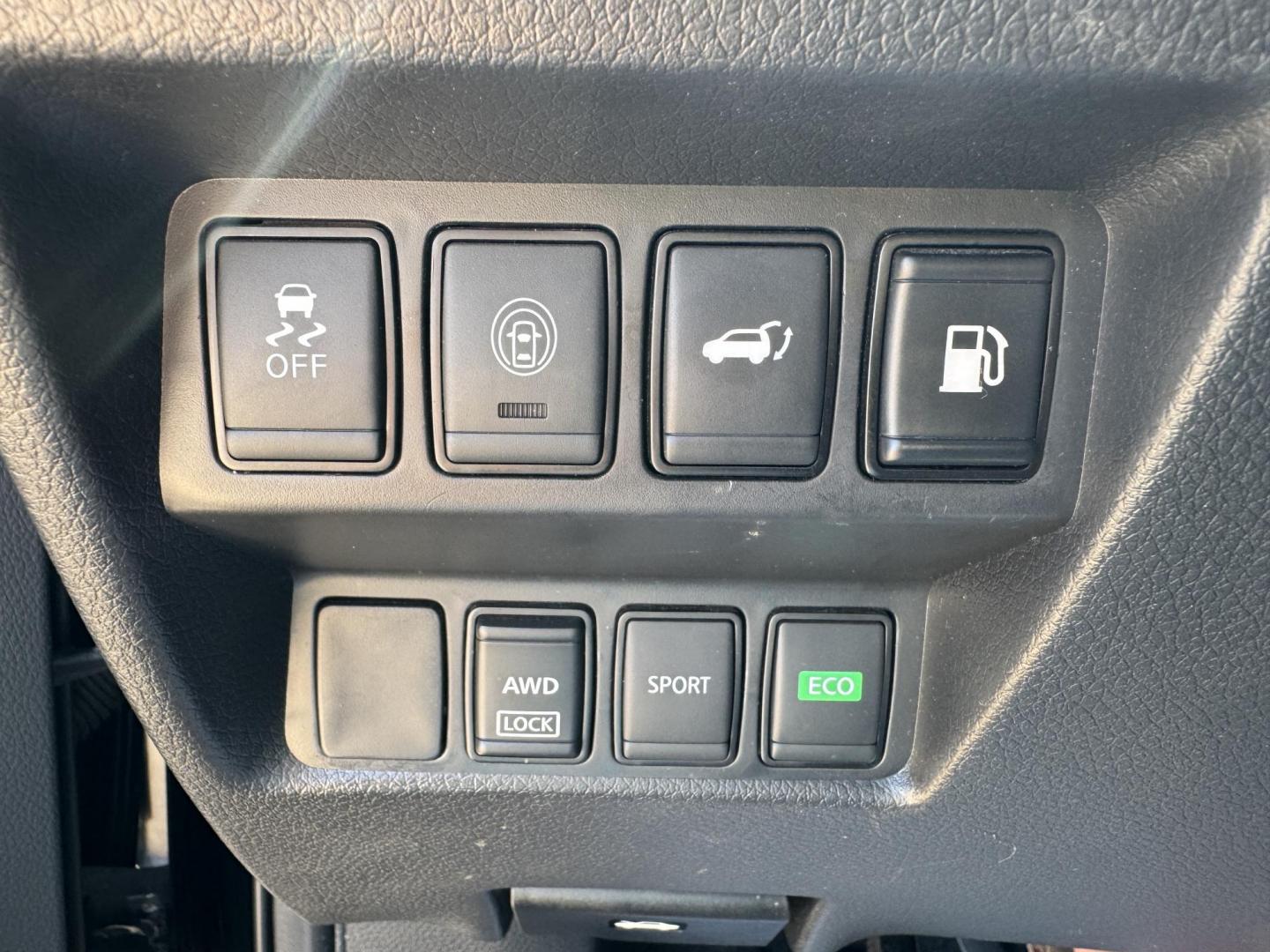 2019 BLACK NISSAN ROGUE S; SL; SV (5N1AT2MV2KC) , located at 5900 E. Lancaster Ave., Fort Worth, TX, 76112, (817) 457-5456, 0.000000, 0.000000 - Photo#24