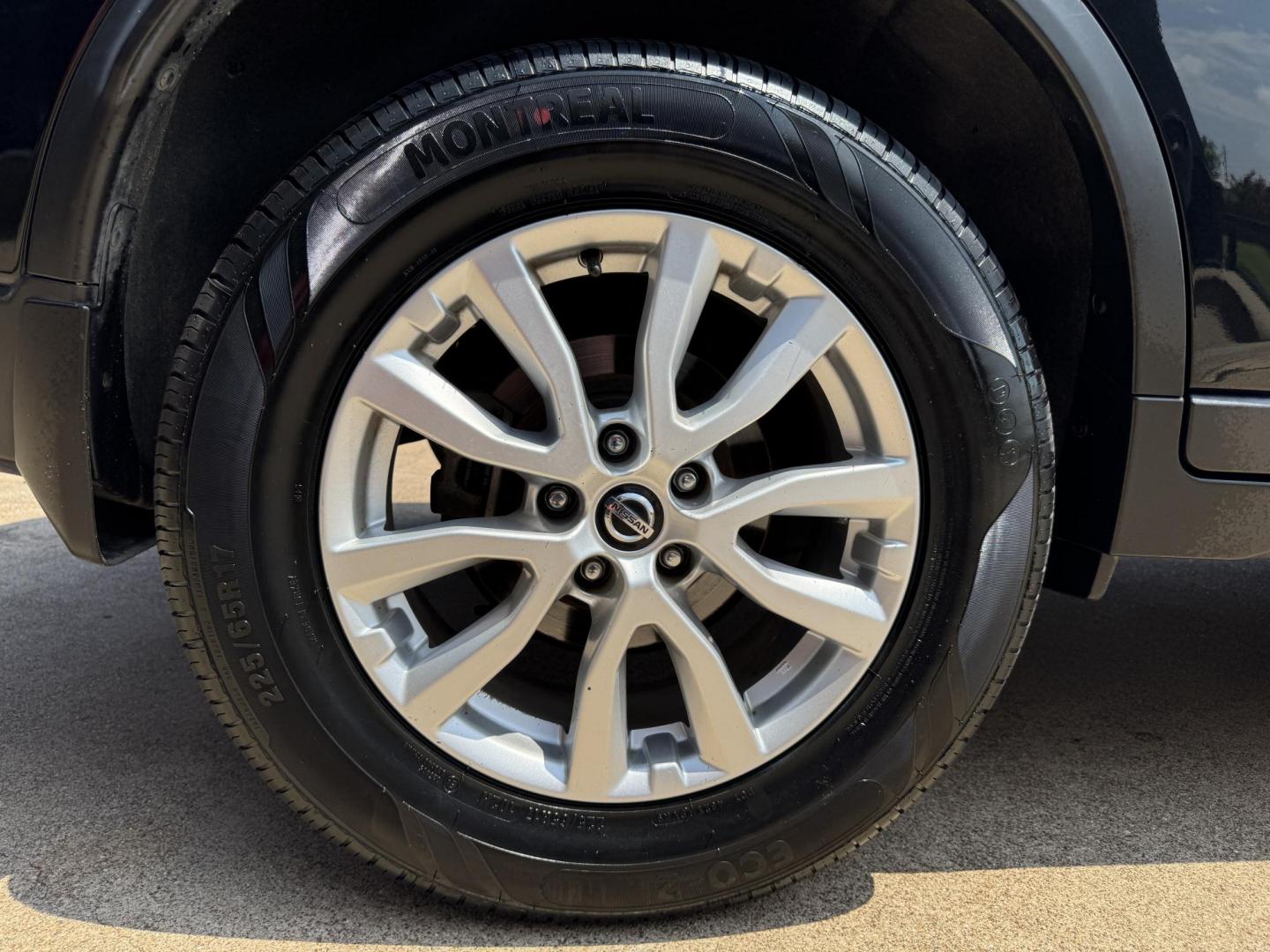 2019 BLACK NISSAN ROGUE S; SL; SV (5N1AT2MV2KC) , located at 5900 E. Lancaster Ave., Fort Worth, TX, 76112, (817) 457-5456, 0.000000, 0.000000 - Photo#26