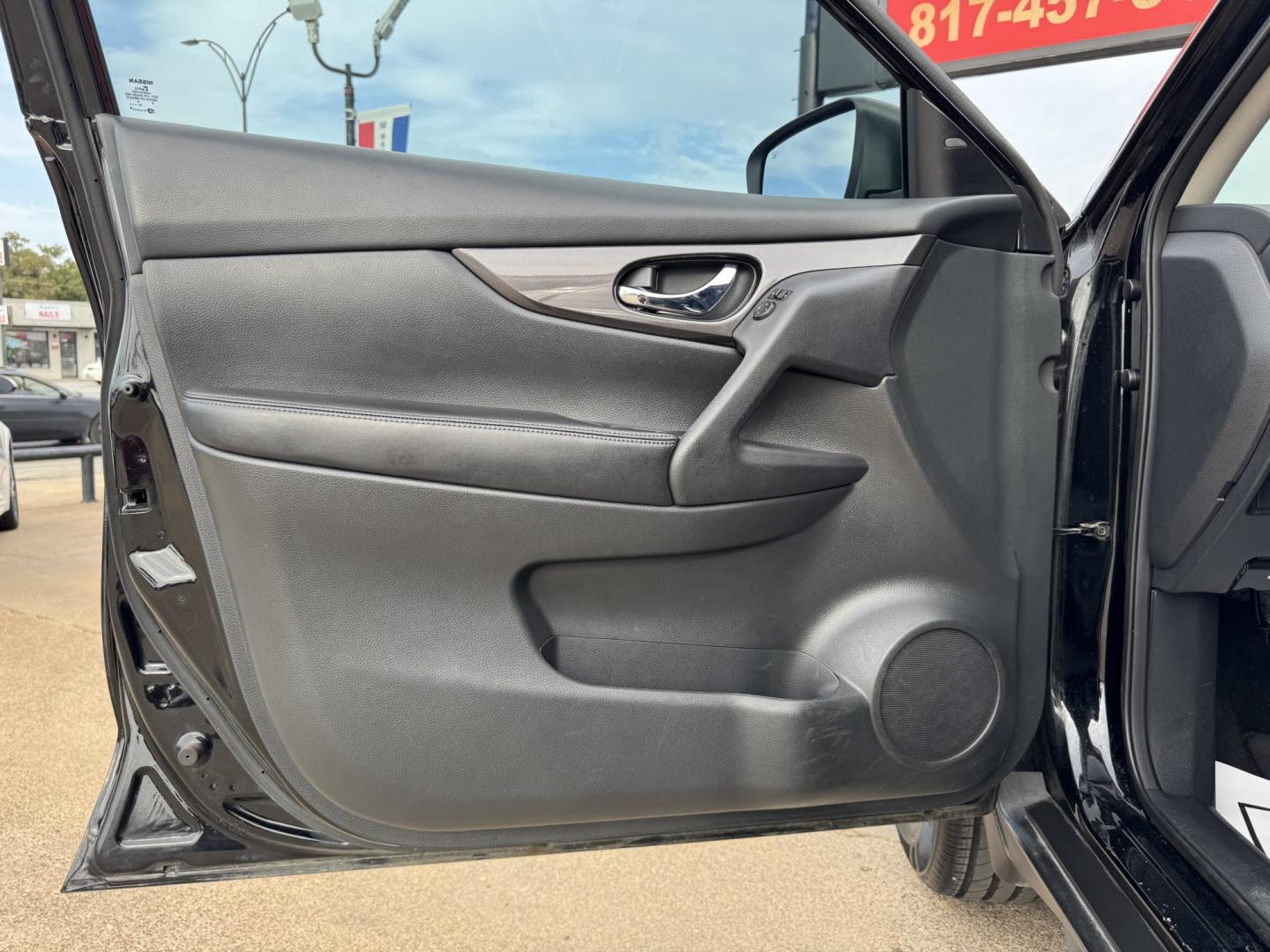 2019 BLACK NISSAN ROGUE S; SL; SV (5N1AT2MV2KC) , located at 5900 E. Lancaster Ave., Fort Worth, TX, 76112, (817) 457-5456, 0.000000, 0.000000- Photo#8