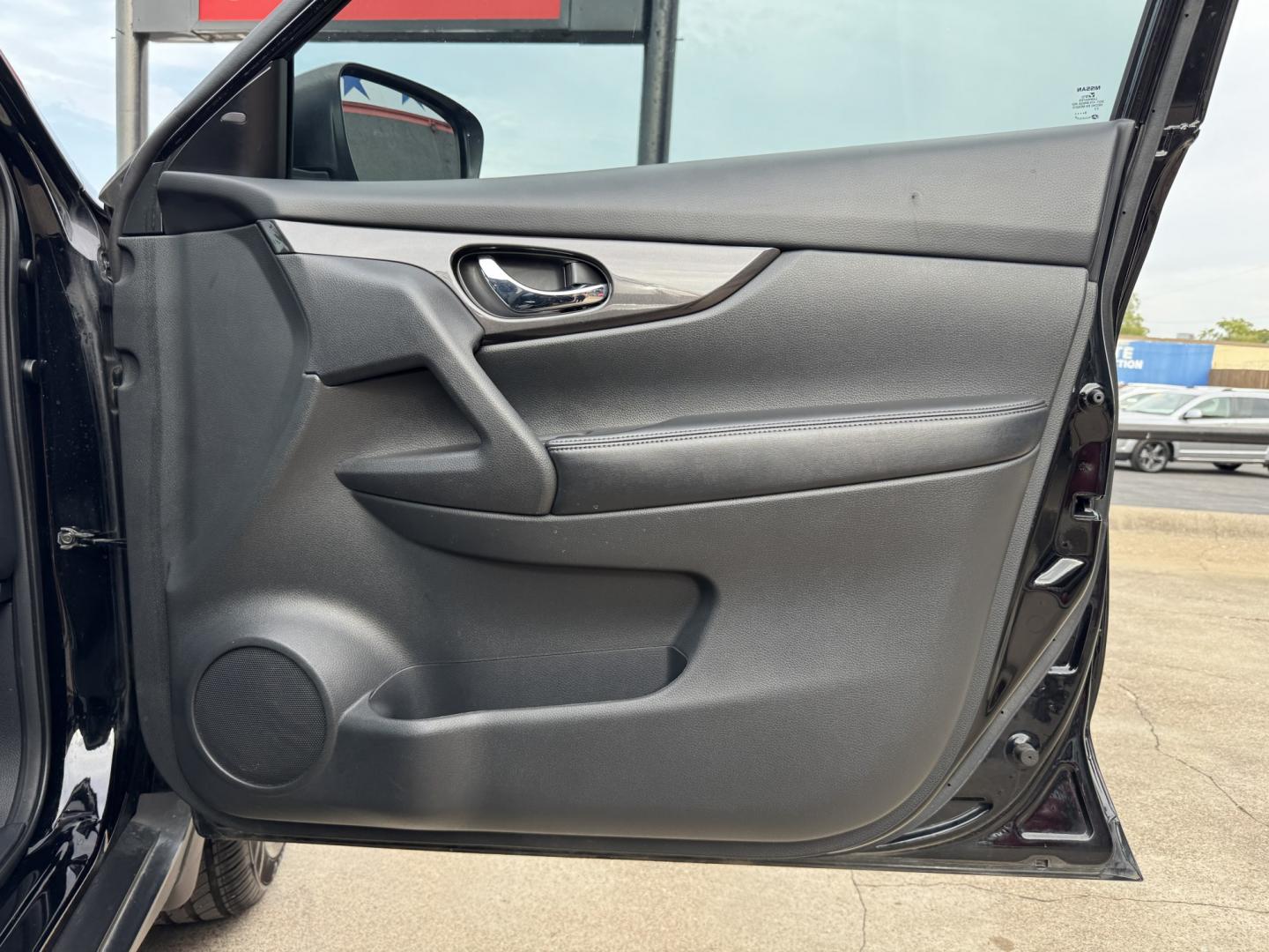 2019 BLACK NISSAN ROGUE S; SL; SV (5N1AT2MV2KC) , located at 5900 E. Lancaster Ave., Fort Worth, TX, 76112, (817) 457-5456, 0.000000, 0.000000- Photo#17