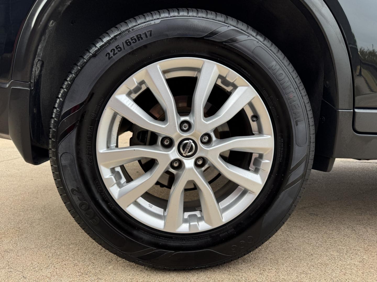 2019 BLACK NISSAN ROGUE S; SL; SV (5N1AT2MV2KC) , located at 5900 E. Lancaster Ave., Fort Worth, TX, 76112, (817) 457-5456, 0.000000, 0.000000- Photo#25