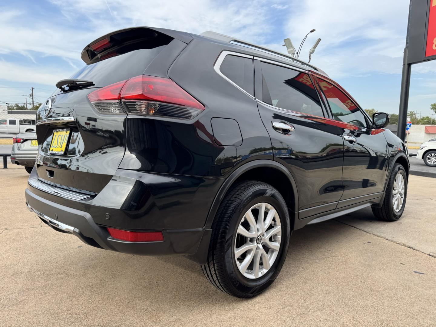2019 BLACK NISSAN ROGUE S; SL; SV (5N1AT2MV2KC) , located at 5900 E. Lancaster Ave., Fort Worth, TX, 76112, (817) 457-5456, 0.000000, 0.000000- Photo#3