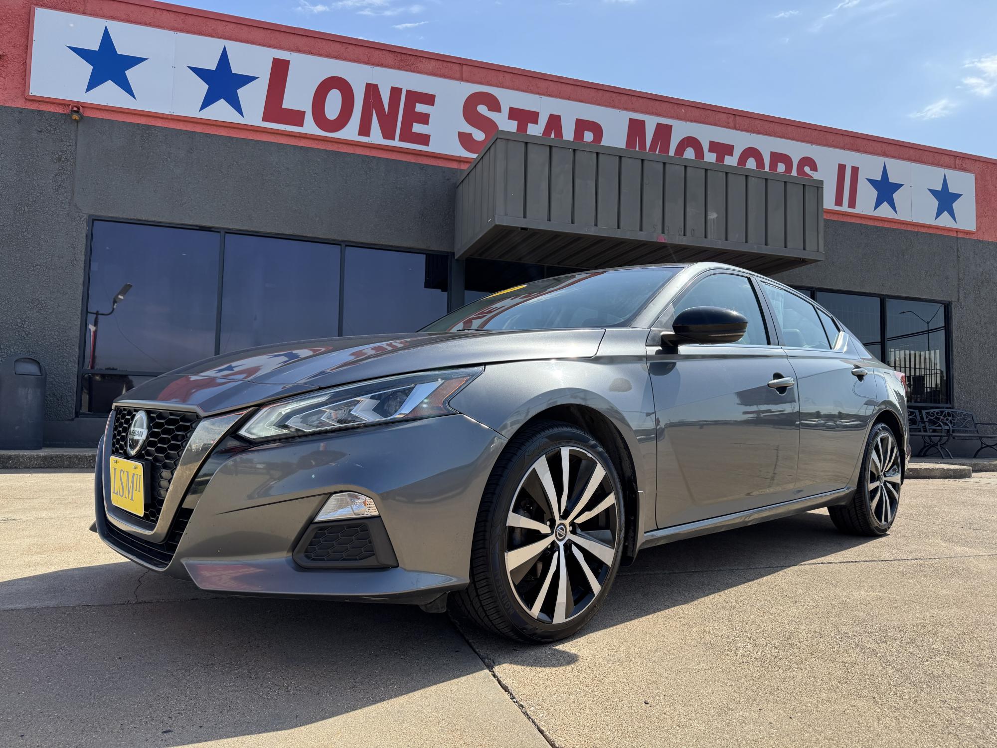 photo of 2019 NISSAN ALTIMA 2.5 SR 