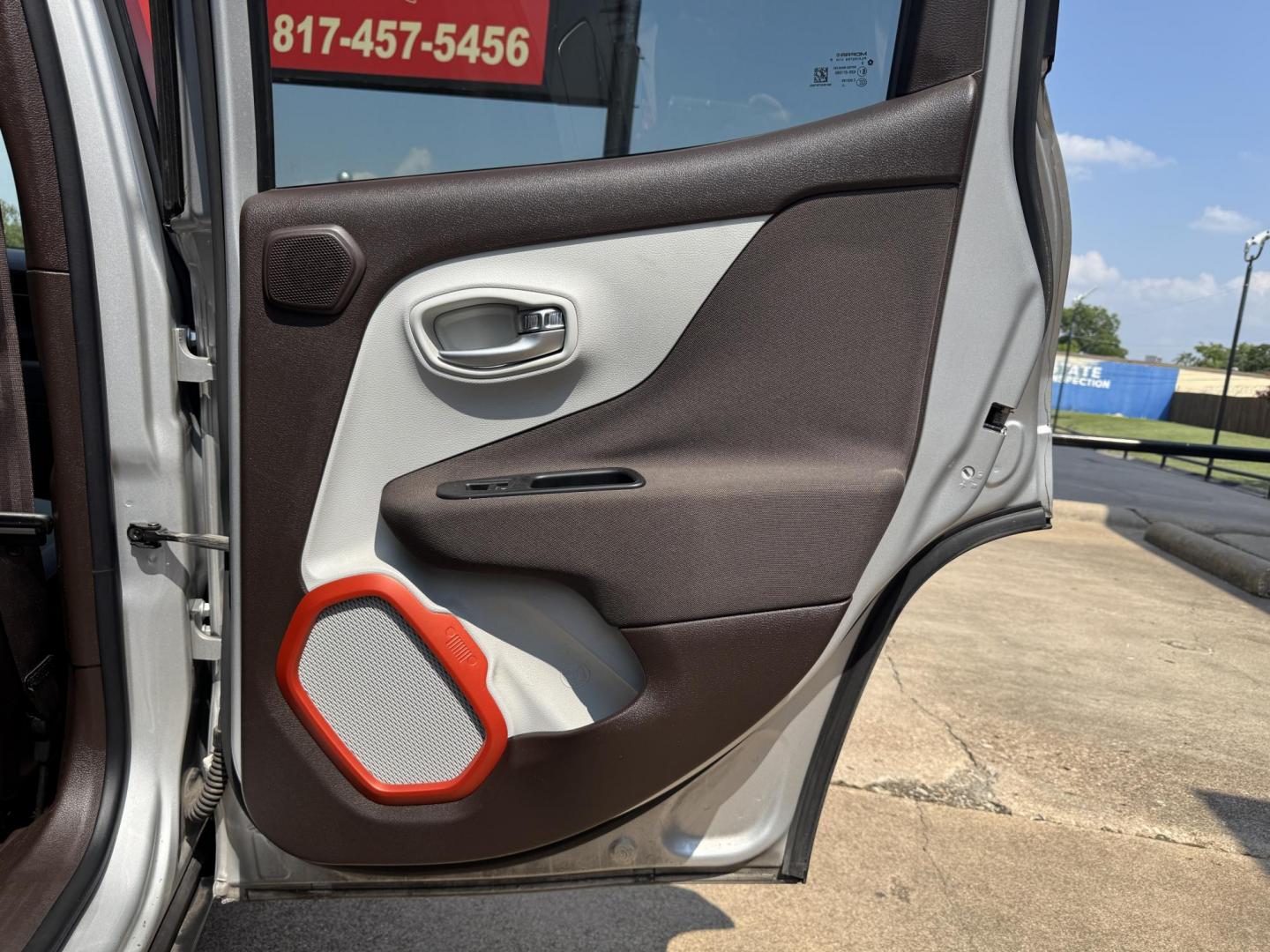 2015 SILVER JEEP RENEGADE LATITUDE (ZACCJABT2FP) , located at 5900 E. Lancaster Ave., Fort Worth, TX, 76112, (817) 457-5456, 0.000000, 0.000000- Photo#13