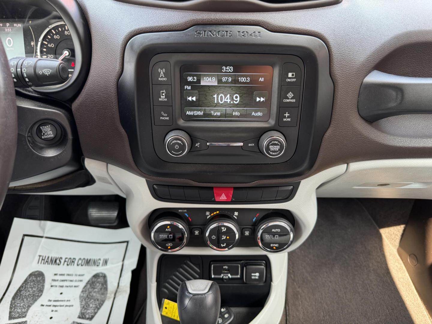 2015 SILVER JEEP RENEGADE LATITUDE (ZACCJABT2FP) , located at 5900 E. Lancaster Ave., Fort Worth, TX, 76112, (817) 457-5456, 0.000000, 0.000000- Photo#19