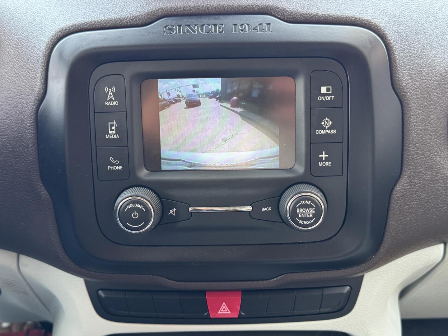 2015 SILVER JEEP RENEGADE LATITUDE (ZACCJABT2FP) , located at 5900 E. Lancaster Ave., Fort Worth, TX, 76112, (817) 457-5456, 0.000000, 0.000000- Photo#21