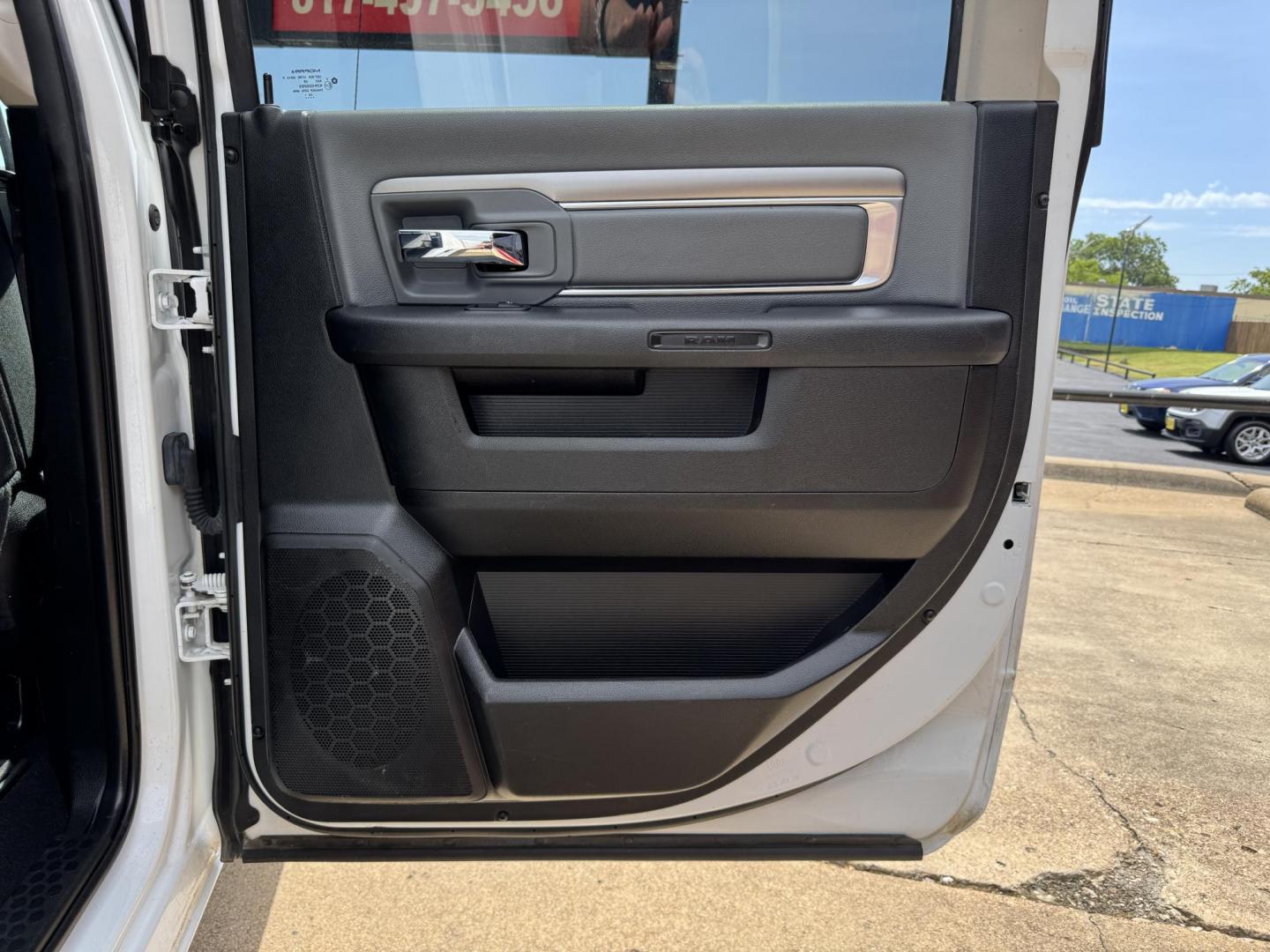 2021 WHITE RAM 1500 CLASSIC SLT; WA (1C6RR6LG4MS) , located at 5900 E. Lancaster Ave., Fort Worth, TX, 76112, (817) 457-5456, 0.000000, 0.000000 - Photo#15