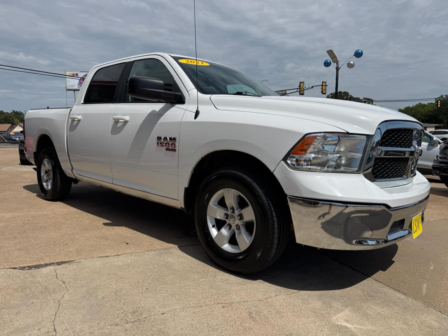 2021 WHITE RAM 1500 CLASSIC SLT; WA (1C6RR6LG4MS) , located at 5900 E. Lancaster Ave., Fort Worth, TX, 76112, (817) 457-5456, 0.000000, 0.000000 - Photo#2