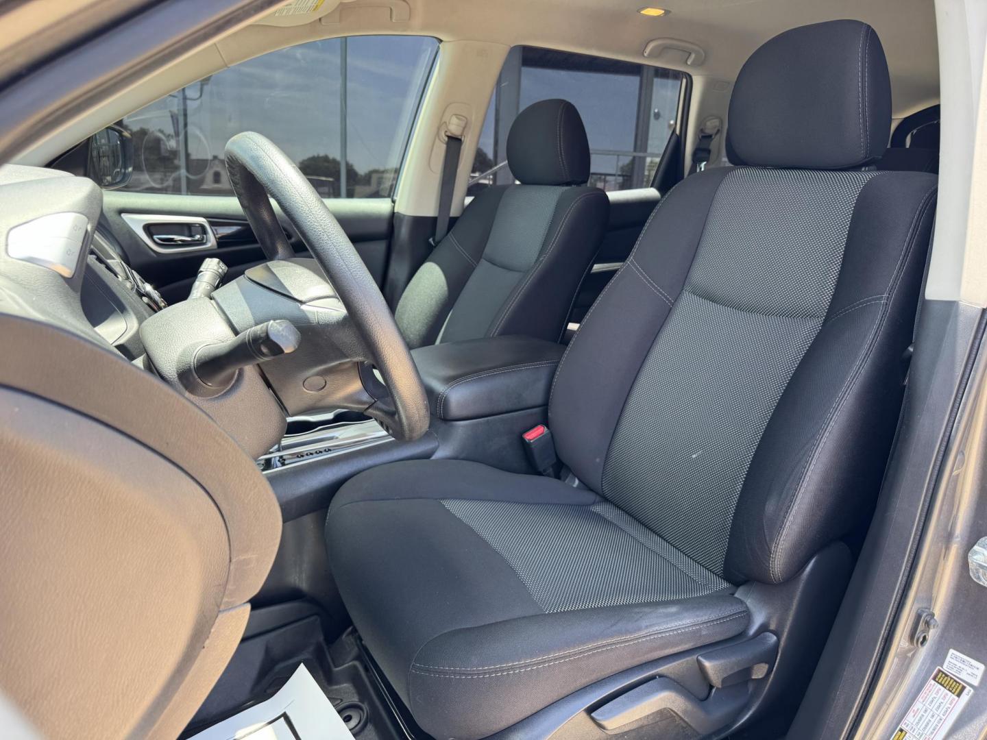 2019 GRAY NISSAN PATHFINDER S; SL; PL (5N1DR2MN9KC) , located at 5900 E. Lancaster Ave., Fort Worth, TX, 76112, (817) 457-5456, 0.000000, 0.000000- Photo#11