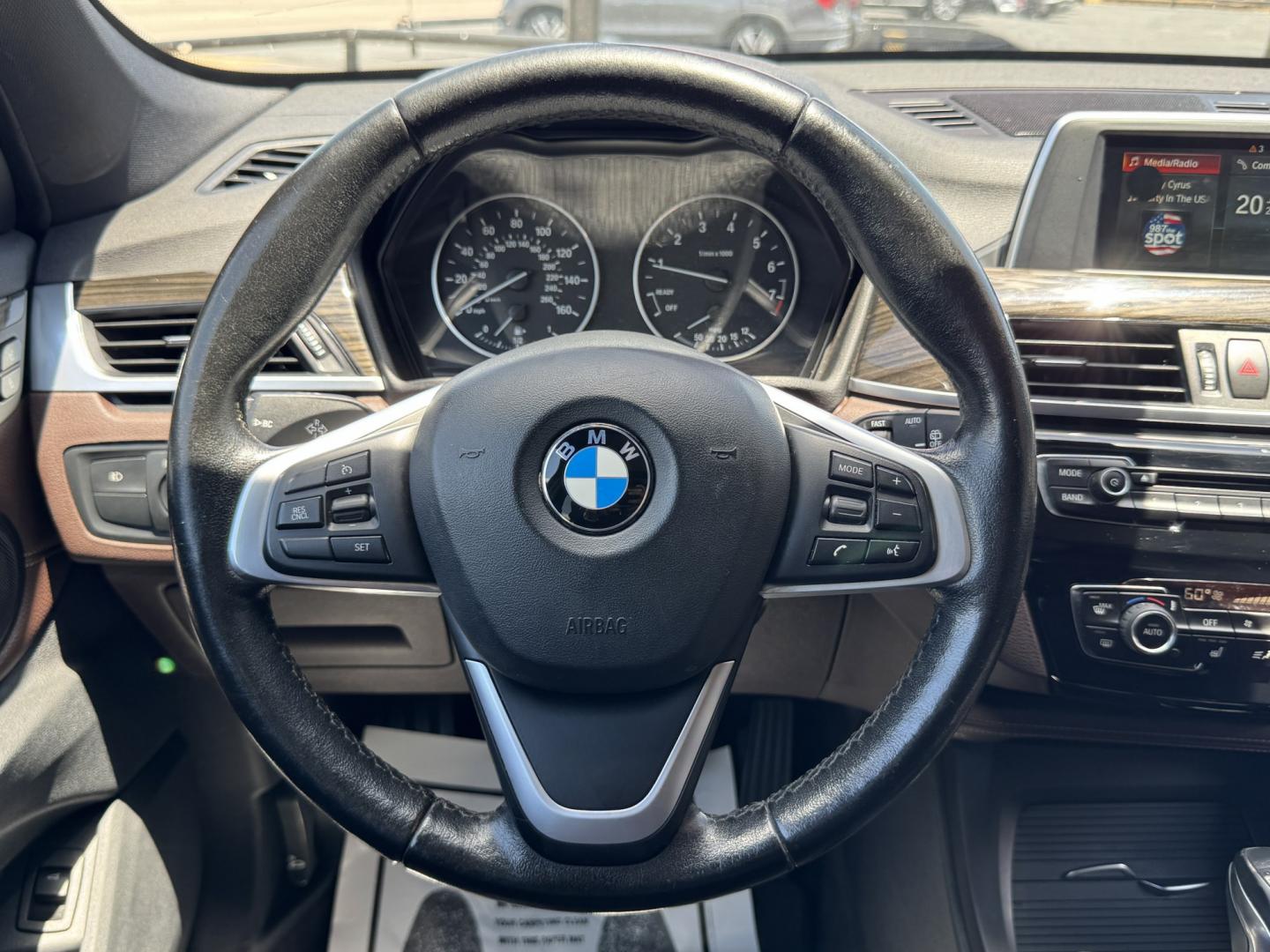2018 WHITE BMW X1 SDRIVE28I (WBXHU7C31J5) , located at 5900 E. Lancaster Ave., Fort Worth, TX, 76112, (817) 457-5456, 0.000000, 0.000000- Photo#24