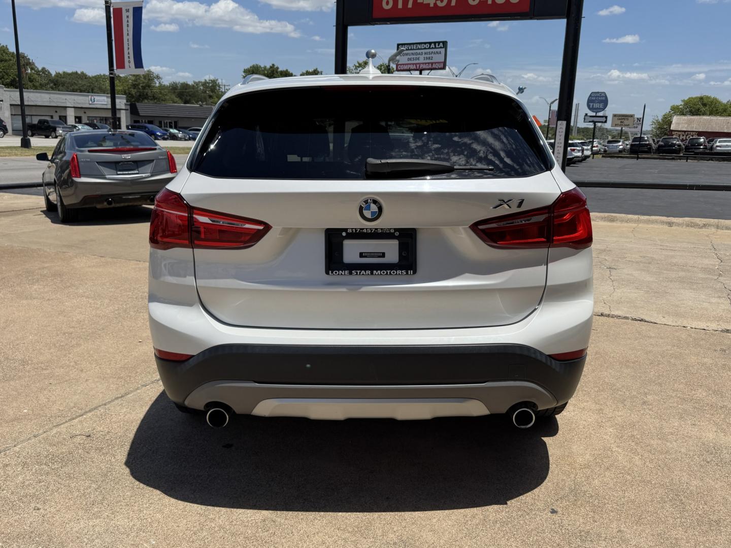 2018 WHITE BMW X1 SDRIVE28I (WBXHU7C31J5) , located at 5900 E. Lancaster Ave., Fort Worth, TX, 76112, (817) 457-5456, 0.000000, 0.000000- Photo#4