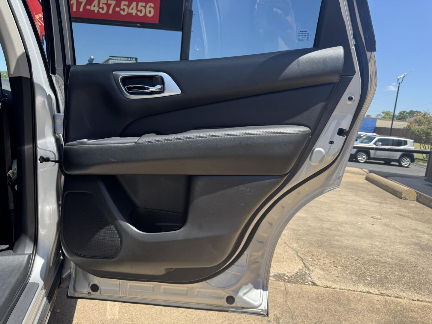 2018 SILVER NISSAN PATHFINDER S; SL; PL (5N1DR2MN0JC) , located at 5900 E. Lancaster Ave., Fort Worth, TX, 76112, (817) 457-5456, 0.000000, 0.000000- Photo#16