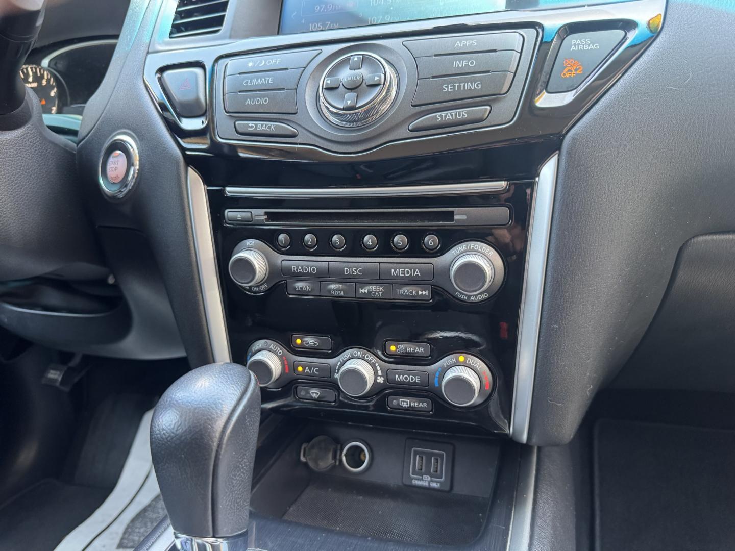 2018 SILVER NISSAN PATHFINDER S; SL; PL (5N1DR2MN0JC) , located at 5900 E. Lancaster Ave., Fort Worth, TX, 76112, (817) 457-5456, 0.000000, 0.000000- Photo#23