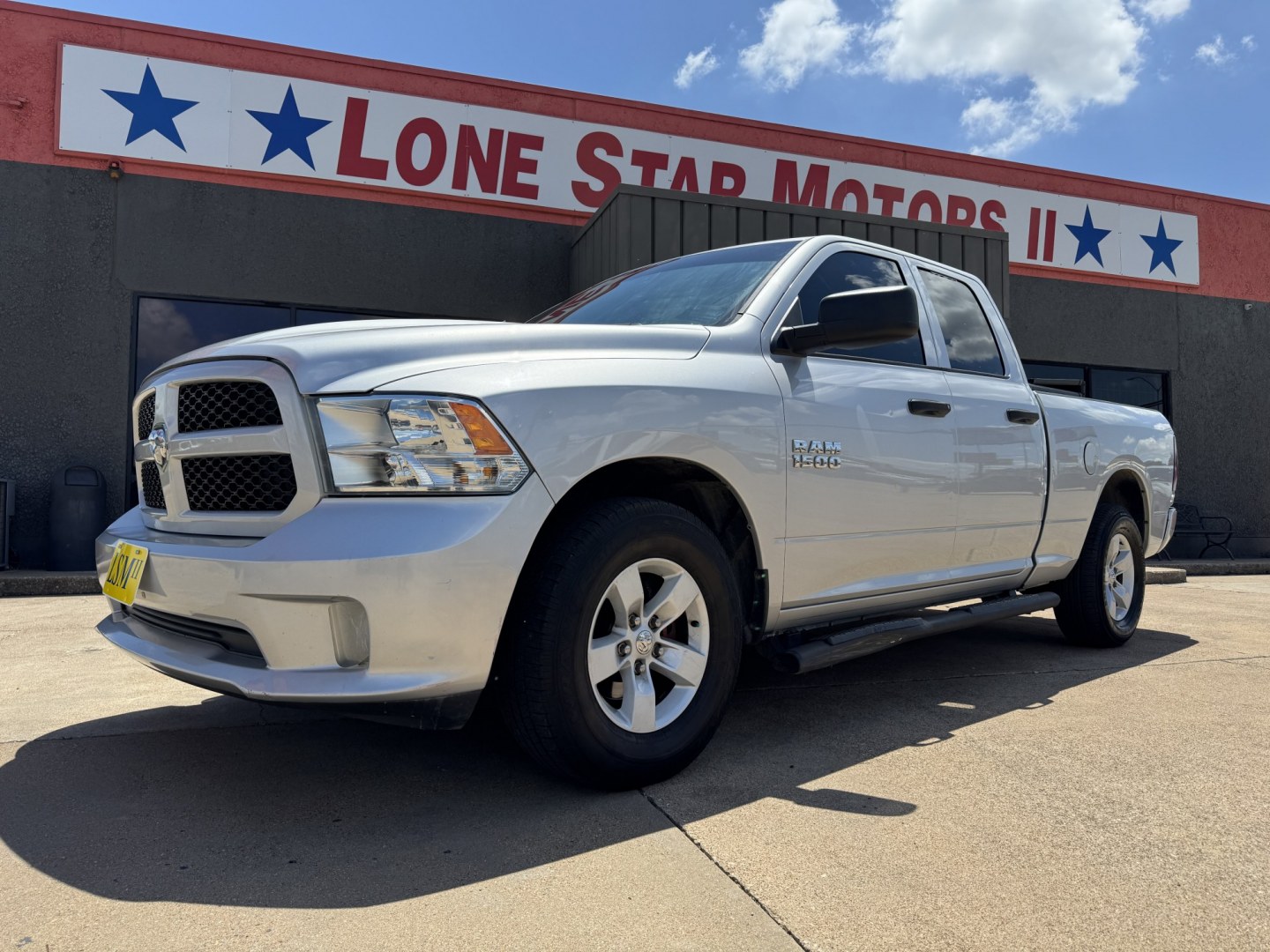 2016 SILVER RAM 1500 EXPRESS; TRADES (1C6RR6FG4GS) , located at 5900 E. Lancaster Ave., Fort Worth, TX, 76112, (817) 457-5456, 0.000000, 0.000000- Photo#0