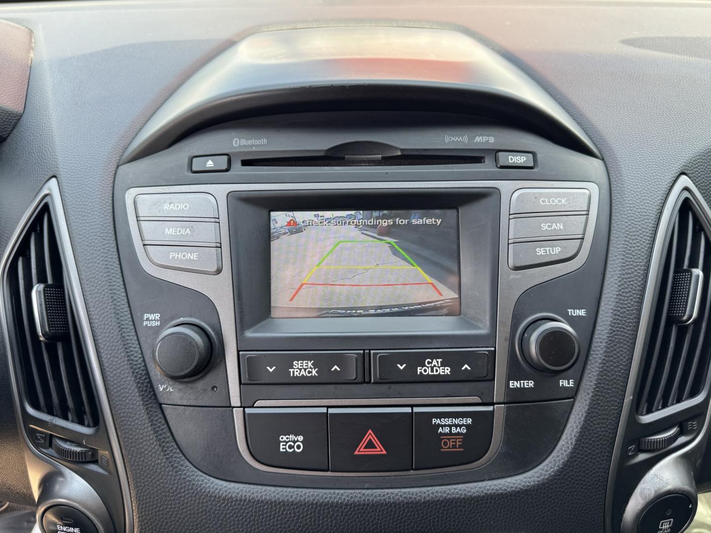 2014 BLACK HYUNDAI TUCSON LIMITED; SE (KM8JU3AG3EU) , located at 5900 E. Lancaster Ave., Fort Worth, TX, 76112, (817) 457-5456, 0.000000, 0.000000- Photo#22