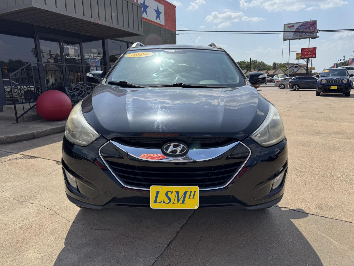 2014 BLACK HYUNDAI TUCSON LIMITED; SE (KM8JU3AG3EU) , located at 5900 E. Lancaster Ave., Fort Worth, TX, 76112, (817) 457-5456, 0.000000, 0.000000- Photo#1