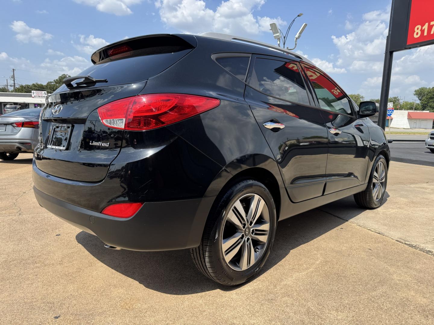 2014 BLACK HYUNDAI TUCSON LIMITED; SE (KM8JU3AG3EU) , located at 5900 E. Lancaster Ave., Fort Worth, TX, 76112, (817) 457-5456, 0.000000, 0.000000- Photo#3