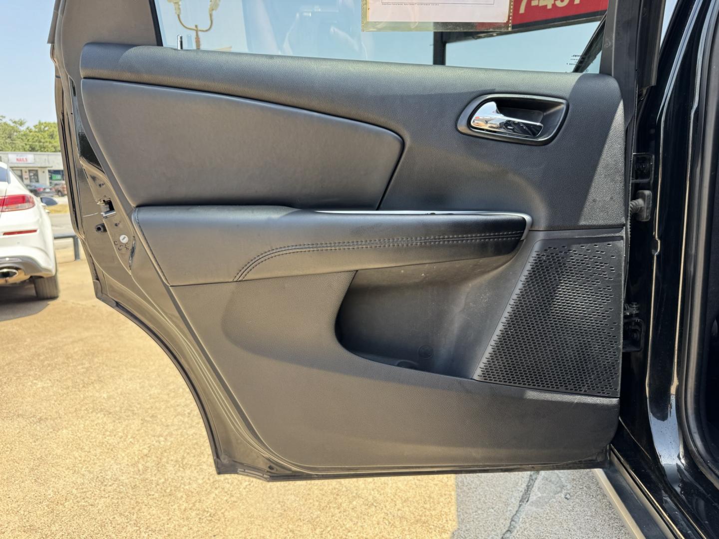 2020 BLACK DODGE JOURNEY SE (3C4PDCAB1LT) , located at 5900 E. Lancaster Ave., Fort Worth, TX, 76112, (817) 457-5456, 0.000000, 0.000000- Photo#12