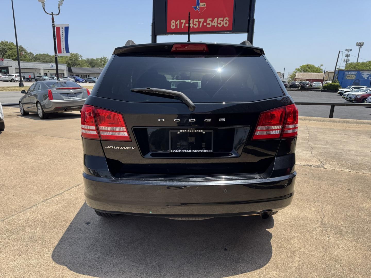 2020 BLACK DODGE JOURNEY SE (3C4PDCAB1LT) , located at 5900 E. Lancaster Ave., Fort Worth, TX, 76112, (817) 457-5456, 0.000000, 0.000000- Photo#4
