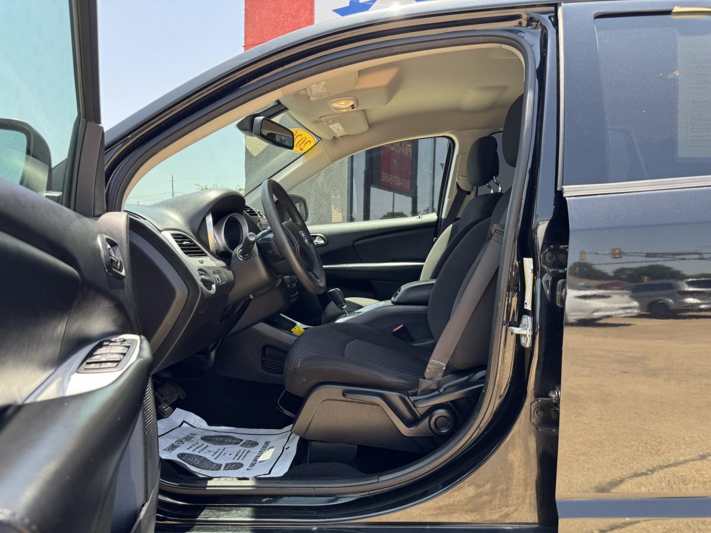2020 BLACK DODGE JOURNEY SE (3C4PDCAB1LT) , located at 5900 E. Lancaster Ave., Fort Worth, TX, 76112, (817) 457-5456, 0.000000, 0.000000- Photo#9